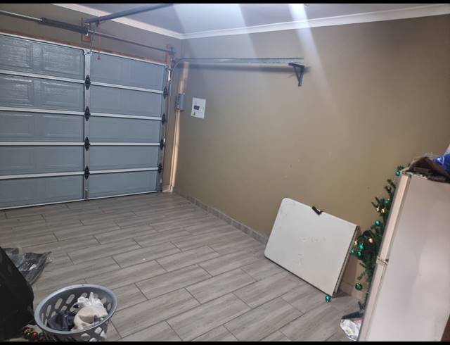 3 BEDROOM TOWNHOUSE FOR SALE IN WATERVAL EAST